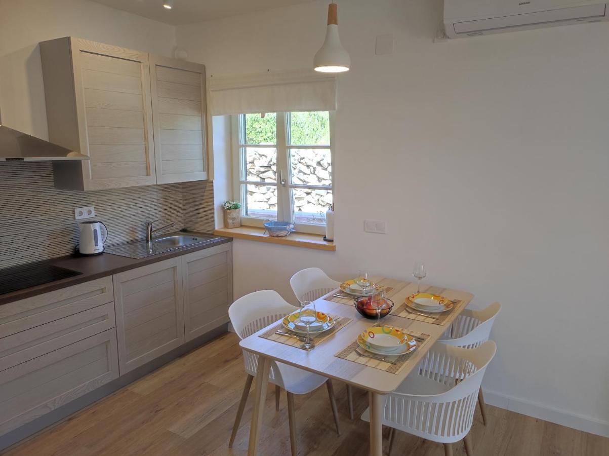 Lovro Luxury Apartment With Jacuzzi And Terrace Sea View Sali Zewnętrze zdjęcie
